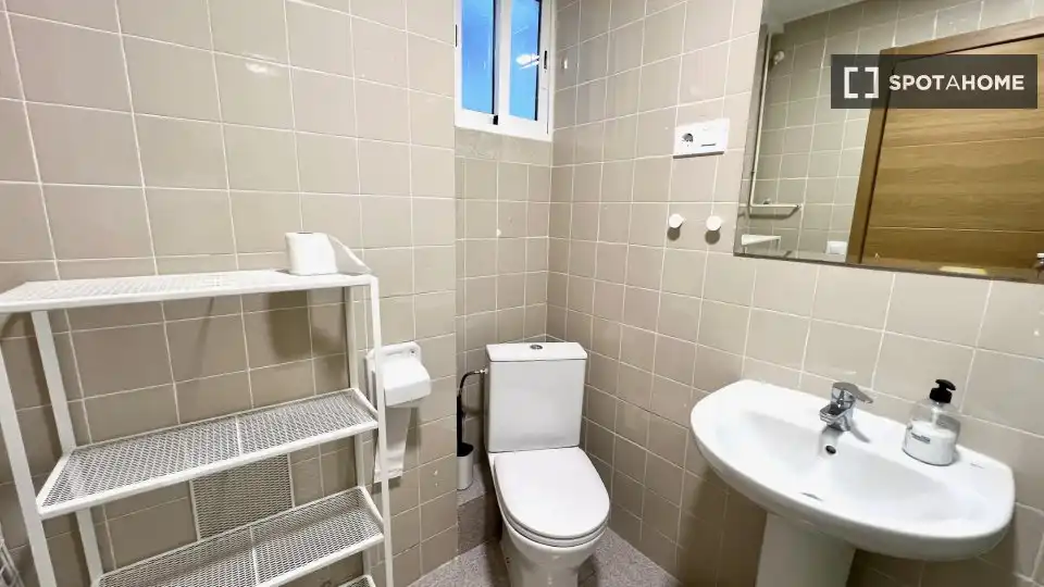 Habitación 200 m², Valencia