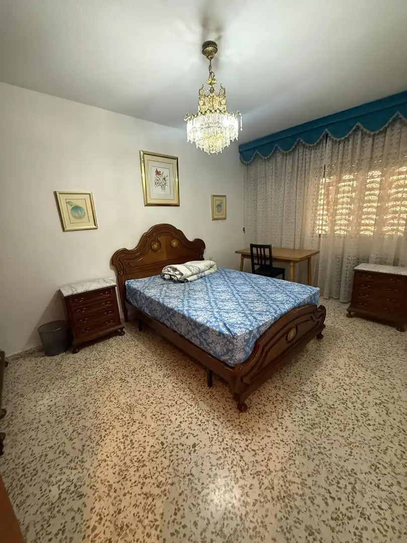 Piso de 85 m² en Granada