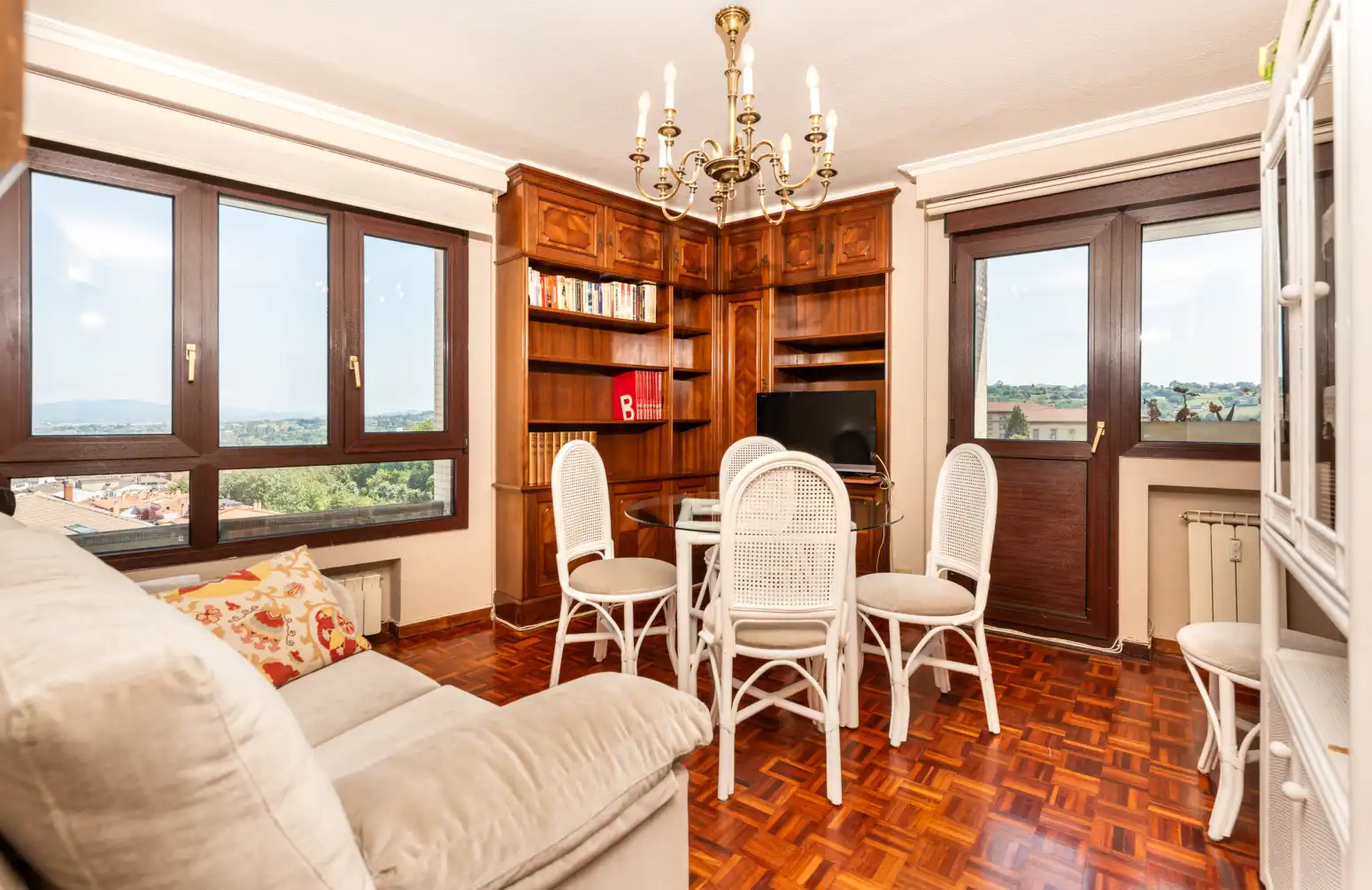 Piso de 140 m² en Oviedo