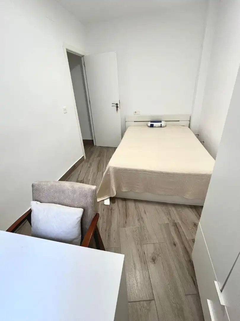 Habitación 190 m², Granada