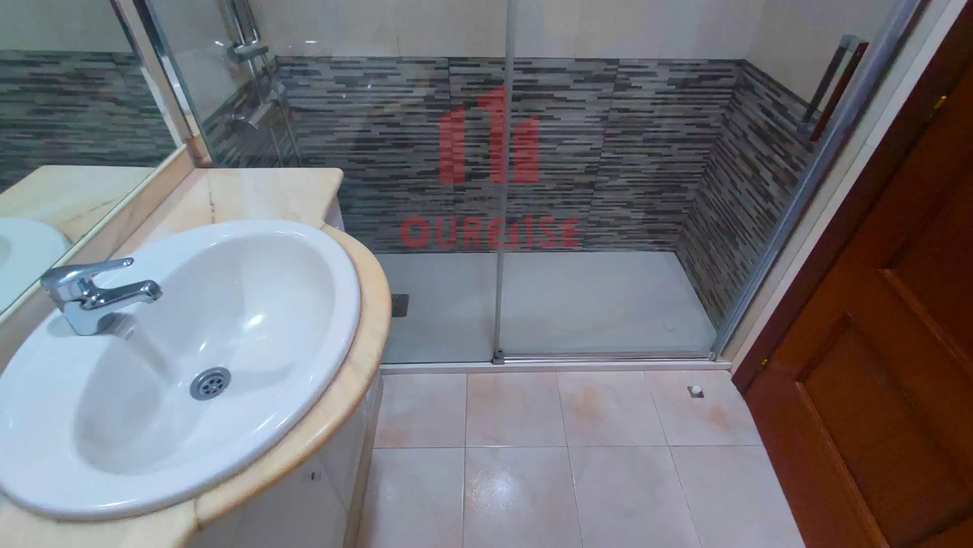 Piso de 63 m² en Ourense