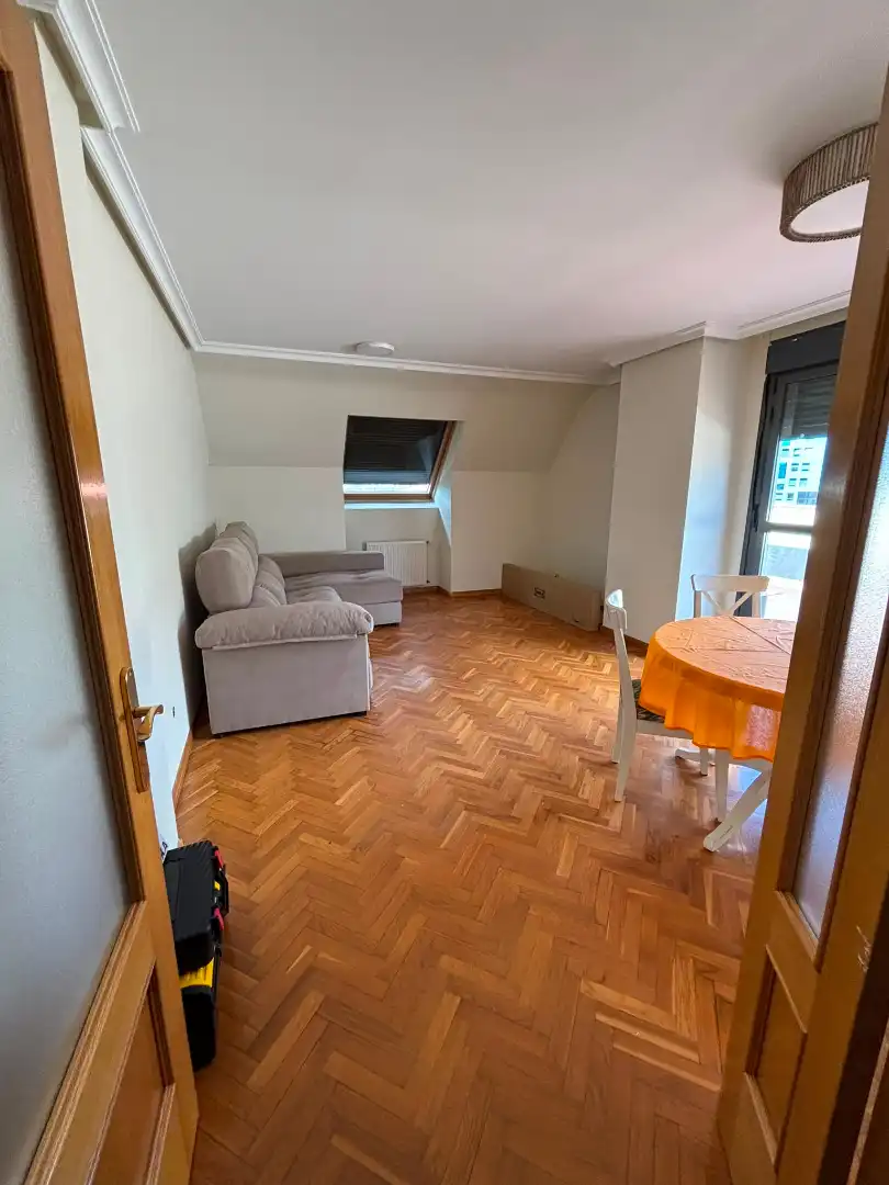 Piso de 73 m² en Oviedo
