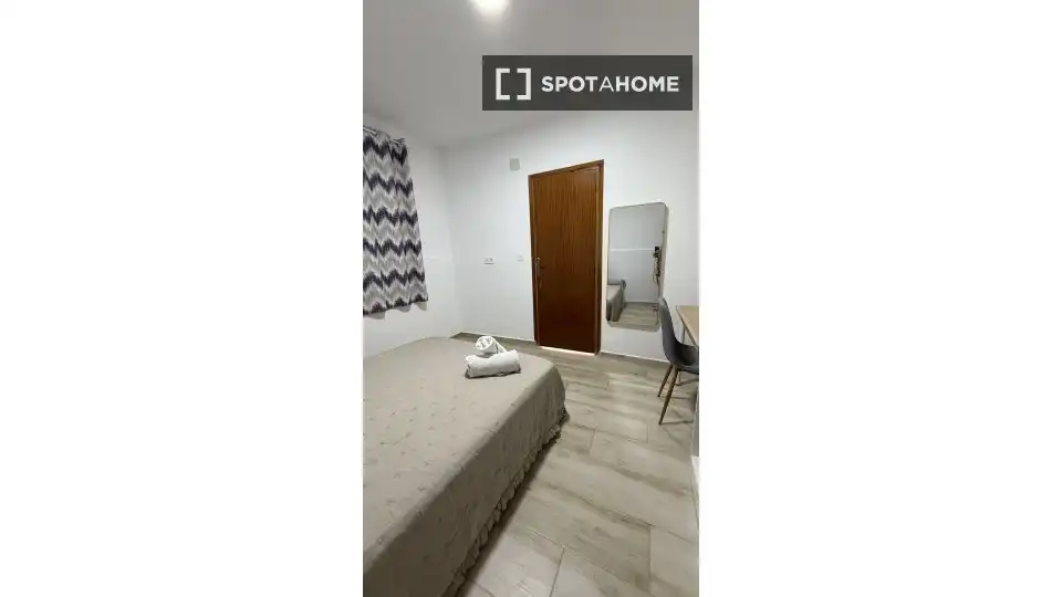 Habitación 196 m², Murcia