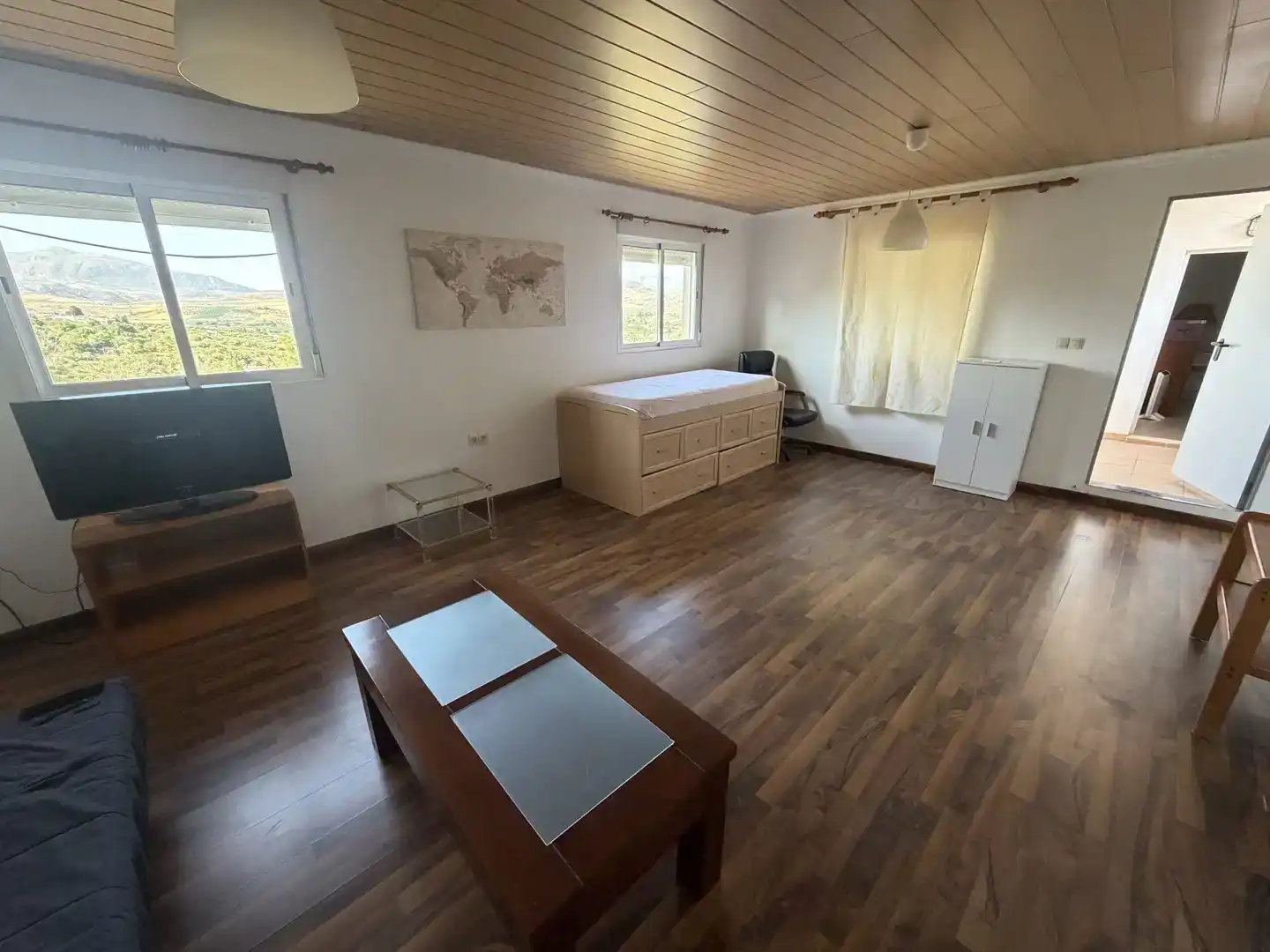Habitación 70 m², Álora
