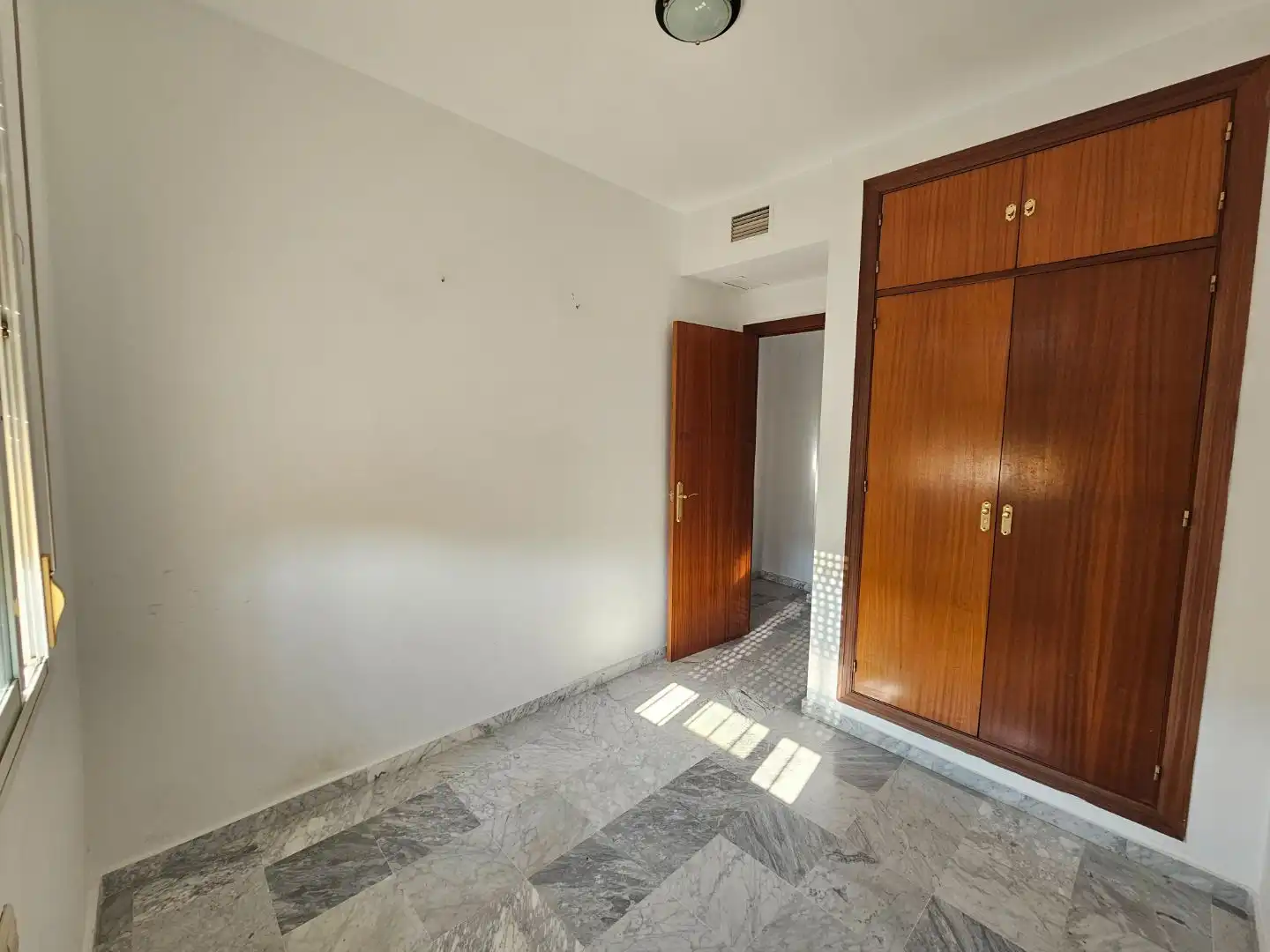 Piso de 90 m² en Sevilla