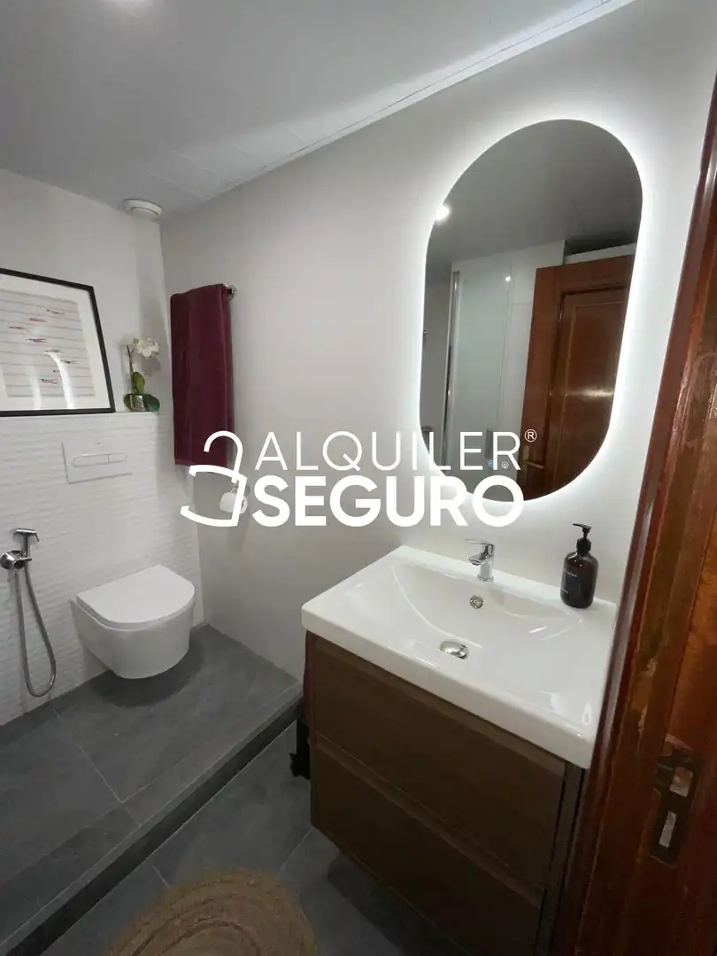 Piso de 90 m² en Sevilla