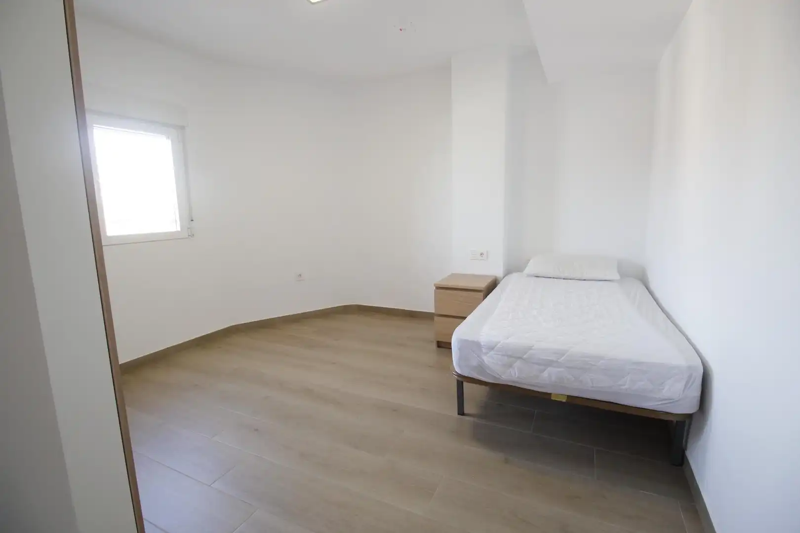 Piso de 90 m² en Granada