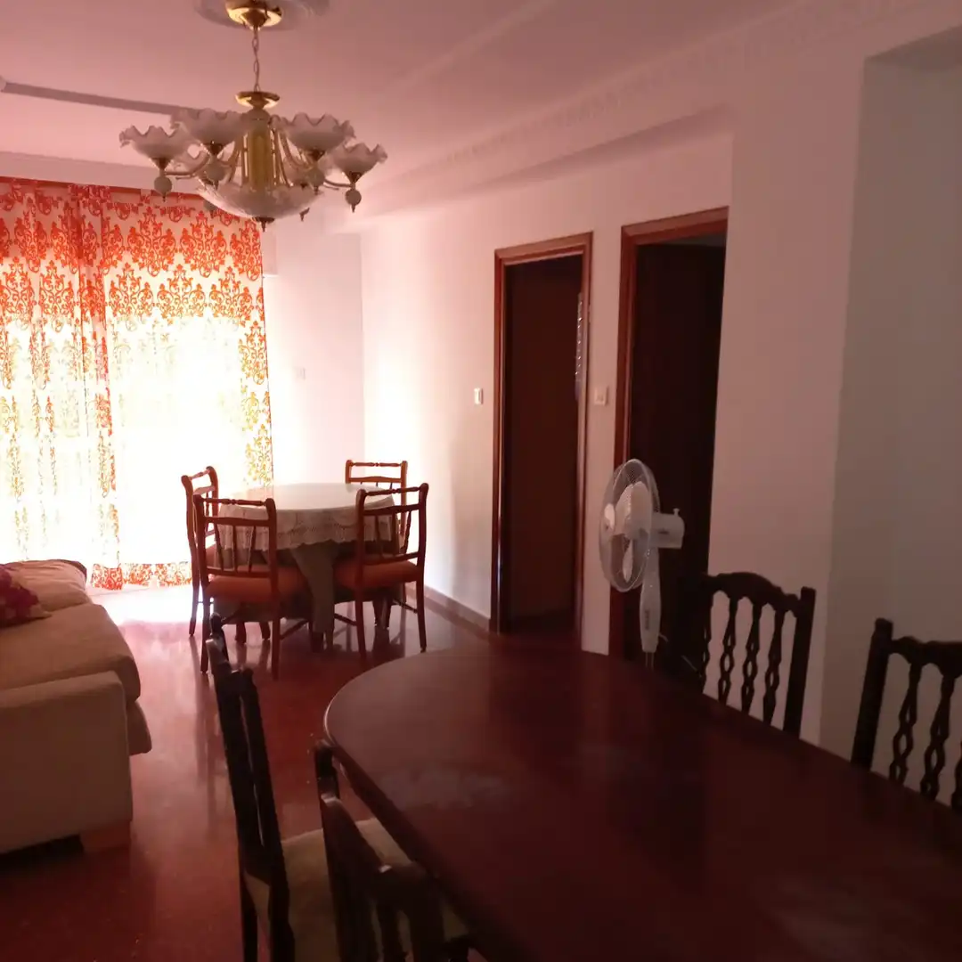 Habitación 100 m², Granada