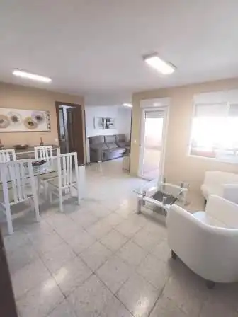 Pis de 80 m² a Còrdova