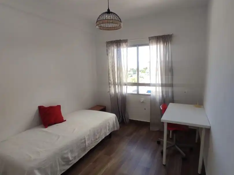 Piso de 90 m² en Alicante