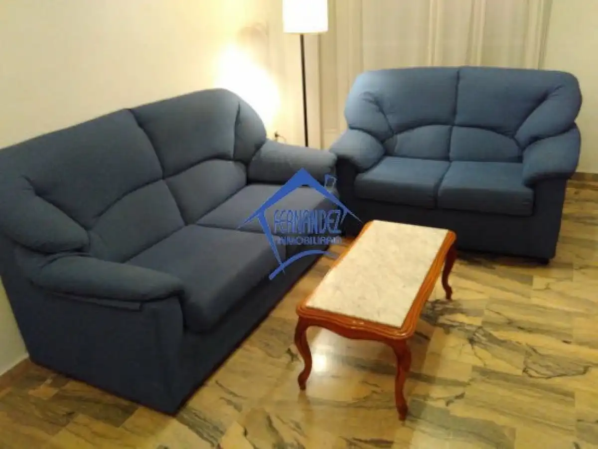 Piso de 80 m² en Cáceres