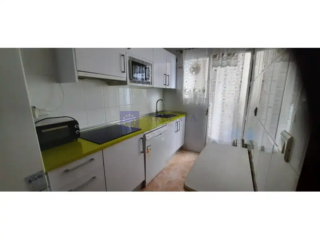 Piso de 90 m² en Cáceres