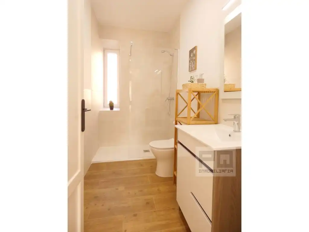 Habitación 100 m², Ávila