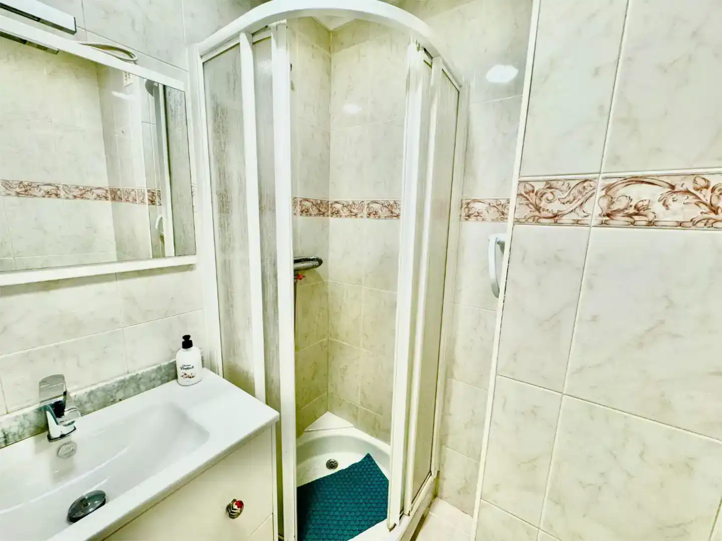 Stanza 80 m², Siviglia