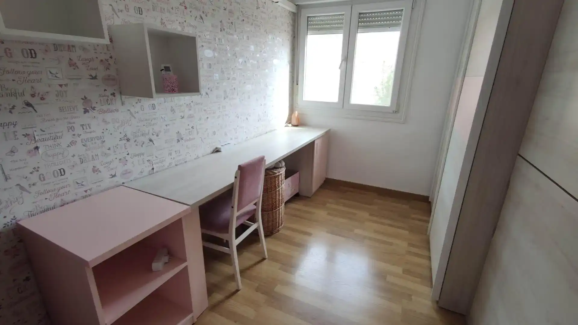 Habitación 90 m², Almería