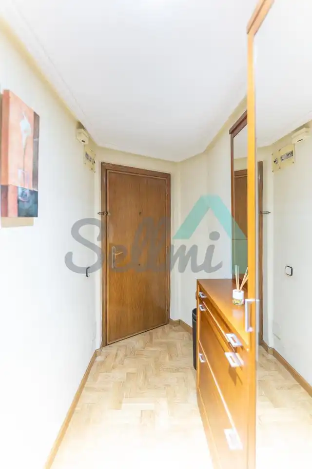 Piso de 80 m² en Oviedo