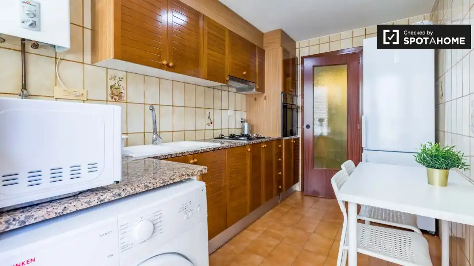 Habitación 100 m², Valencia