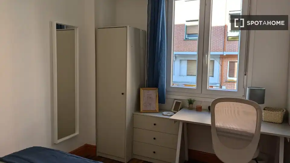 Habitación 86 m², Bilbao