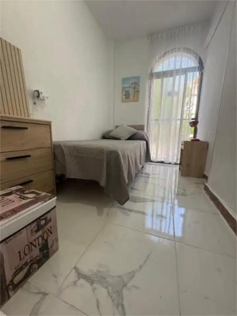 Piso de 108 m² en Motril