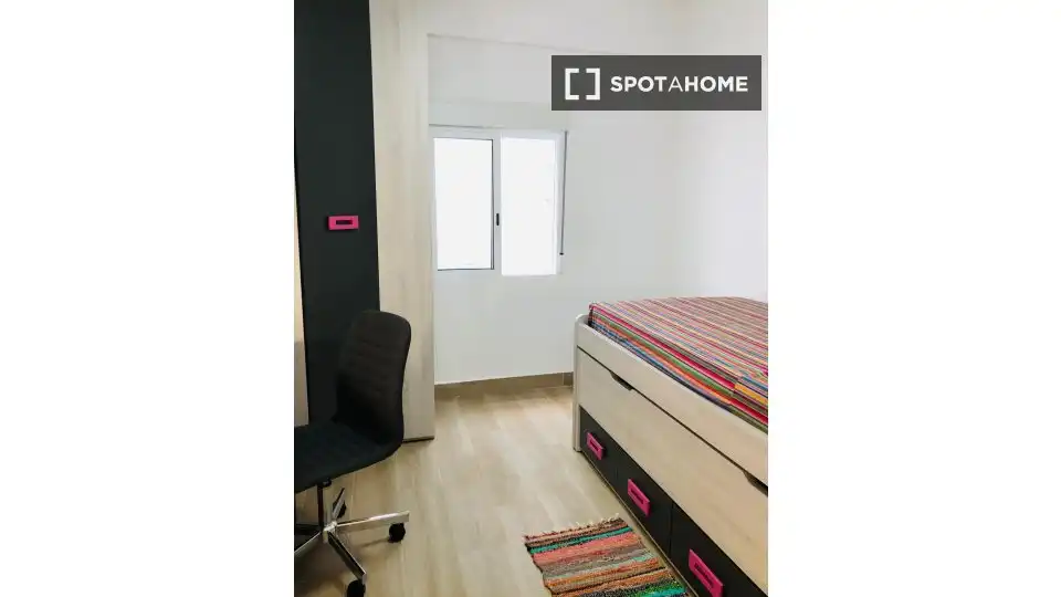 Habitación 138 m², Granada