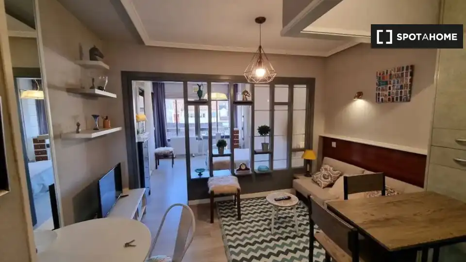 Habitación 35 m², Oviedo