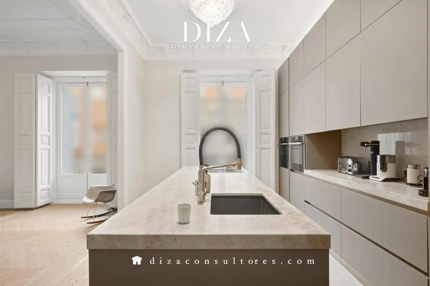 Appartamento 338 m² a Madrid