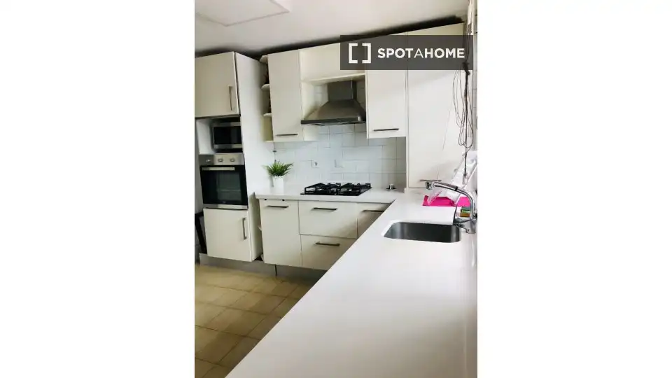 Habitación 232 m², Sevilla