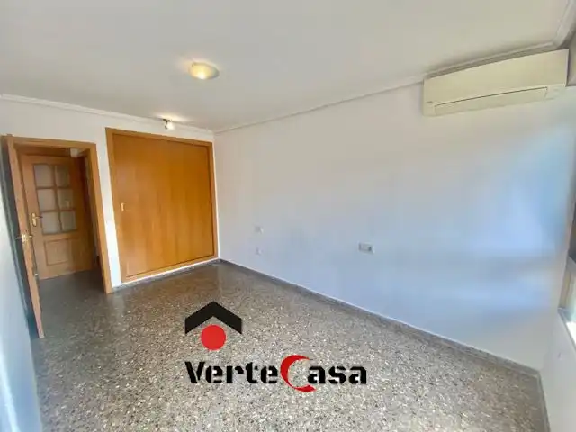 Pis de 73 m² a València