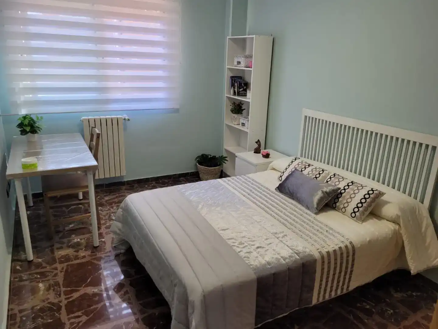 Habitación 100 m², Zaragoza