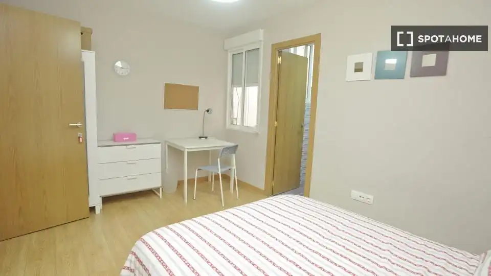 Habitación 150 m², Valencia