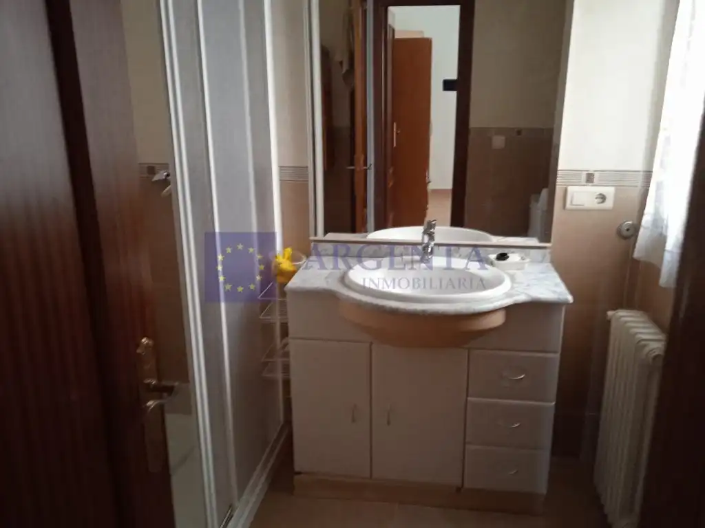 Piso de 90 m² en Cáceres