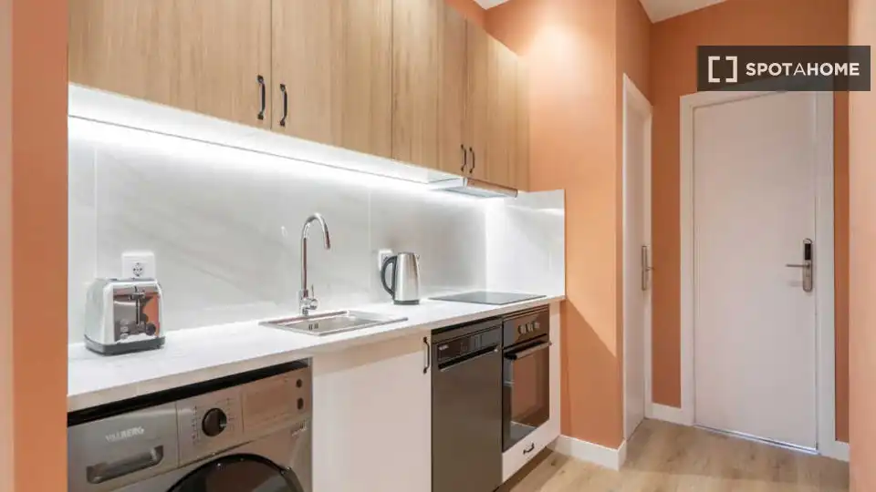 Habitació de lloguer, Madrid