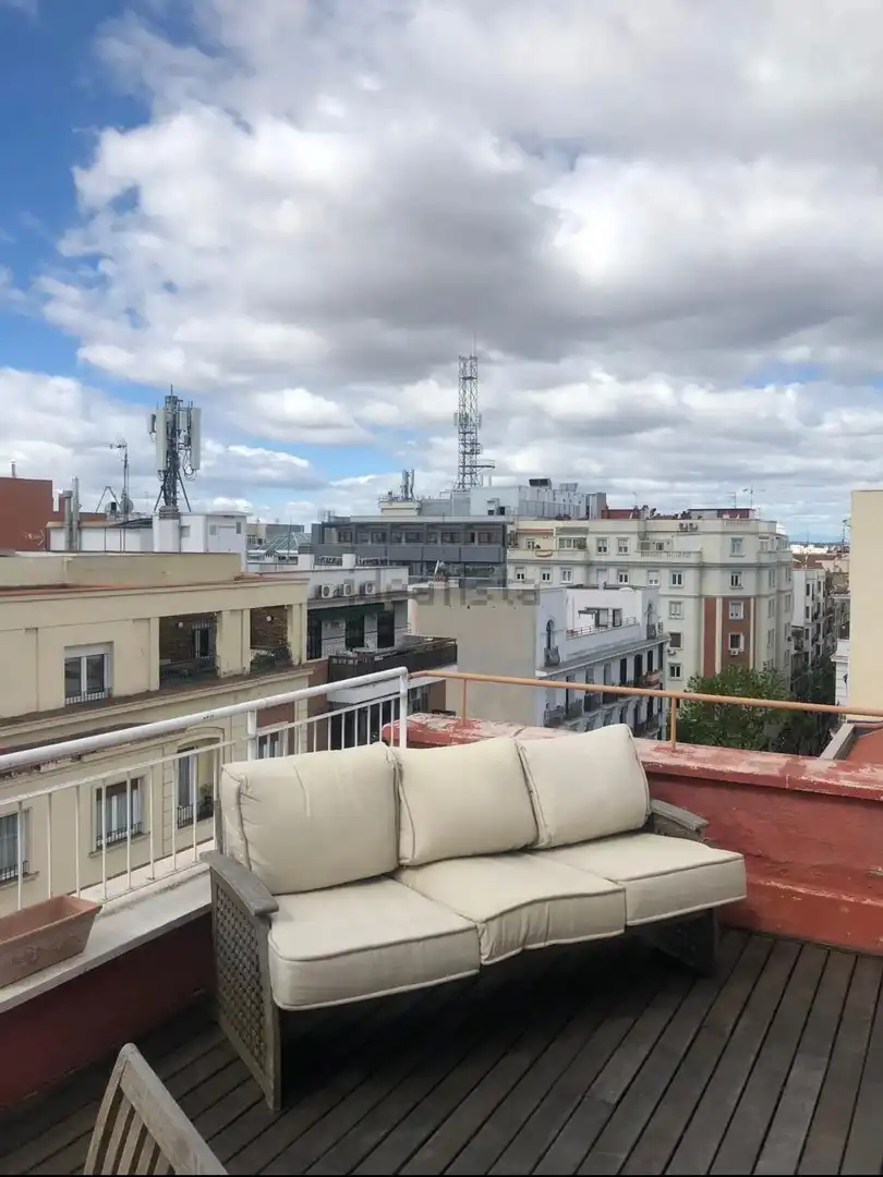 Wohnung 210 m² in Madrid