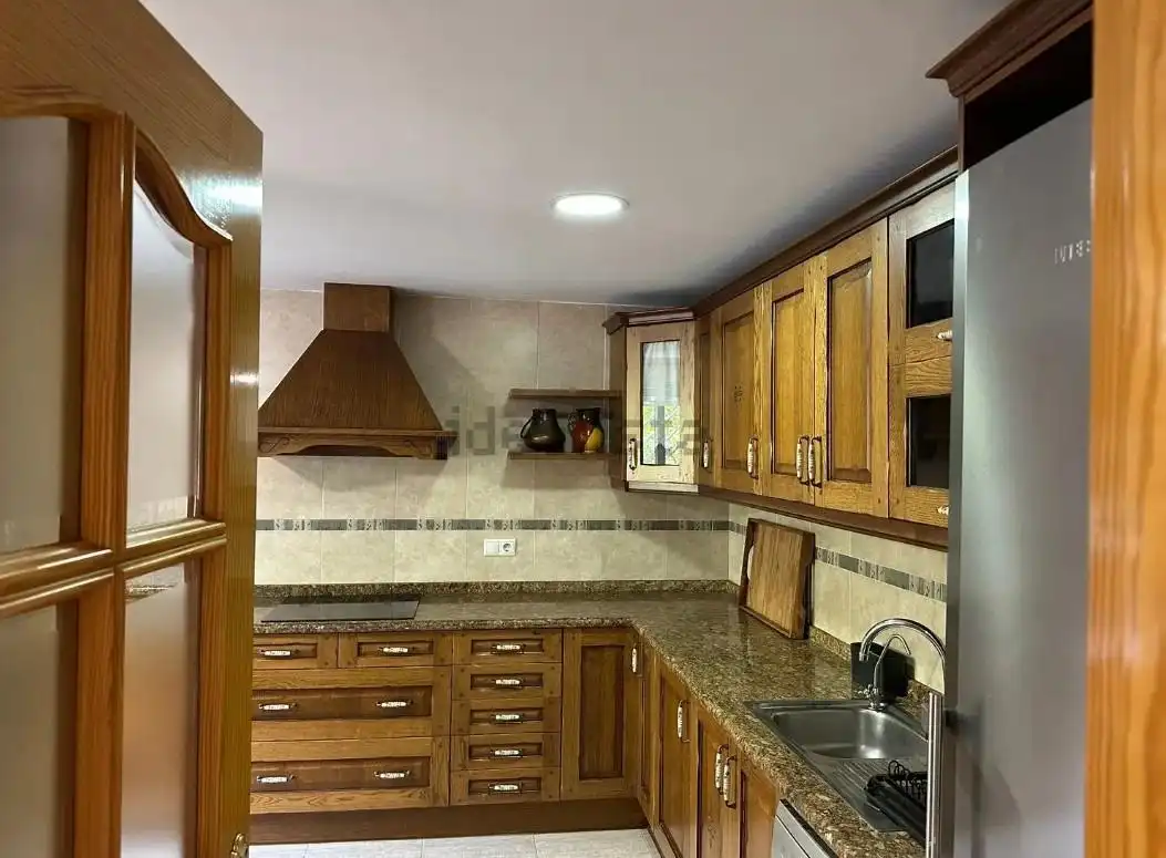 Casa de 240 m² en Alicante
