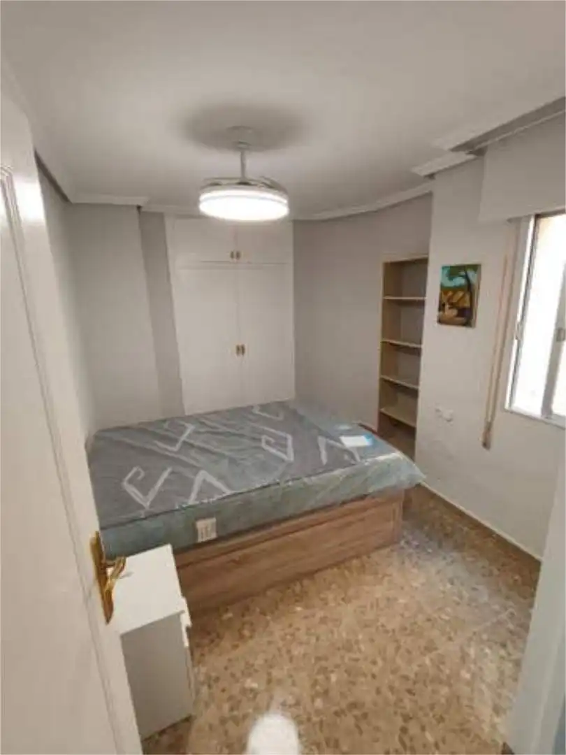 Piso de 85 m² en Almería