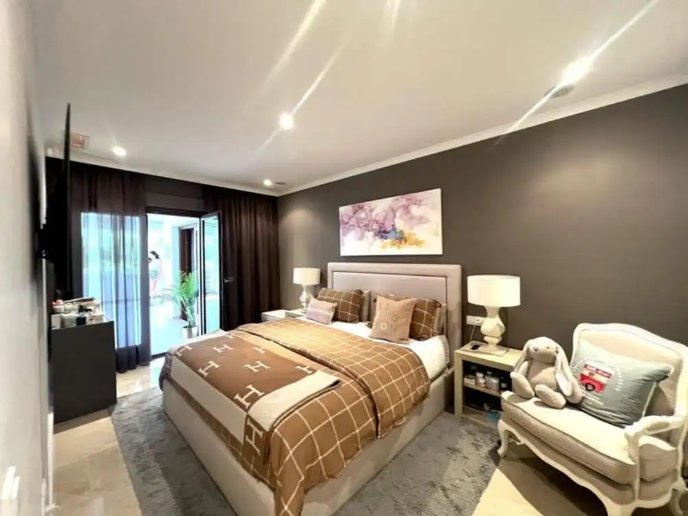 Piso de 230 m² en Marbella