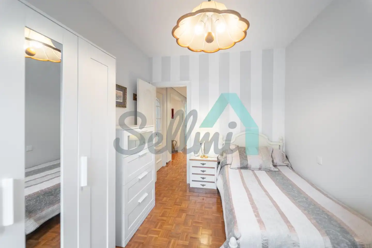 Piso de 107 m² en Oviedo