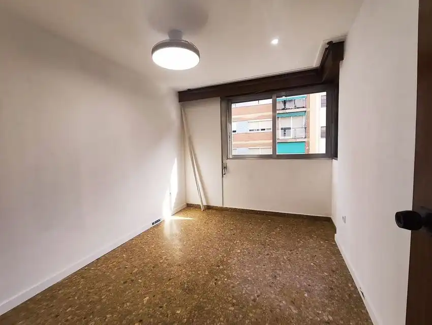 Pis de 75 m² a València