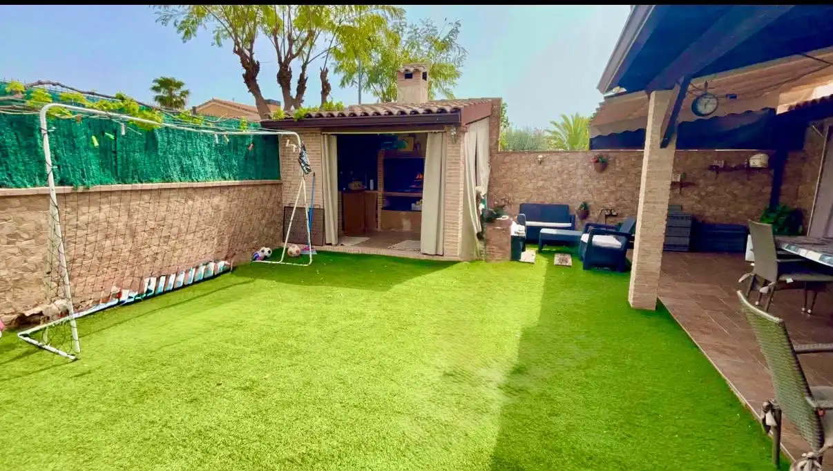 Casa de 170 m² en Mutxamel