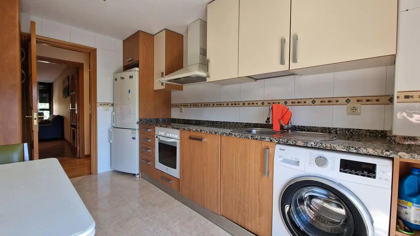 Wohnung 120 m² in Ourense