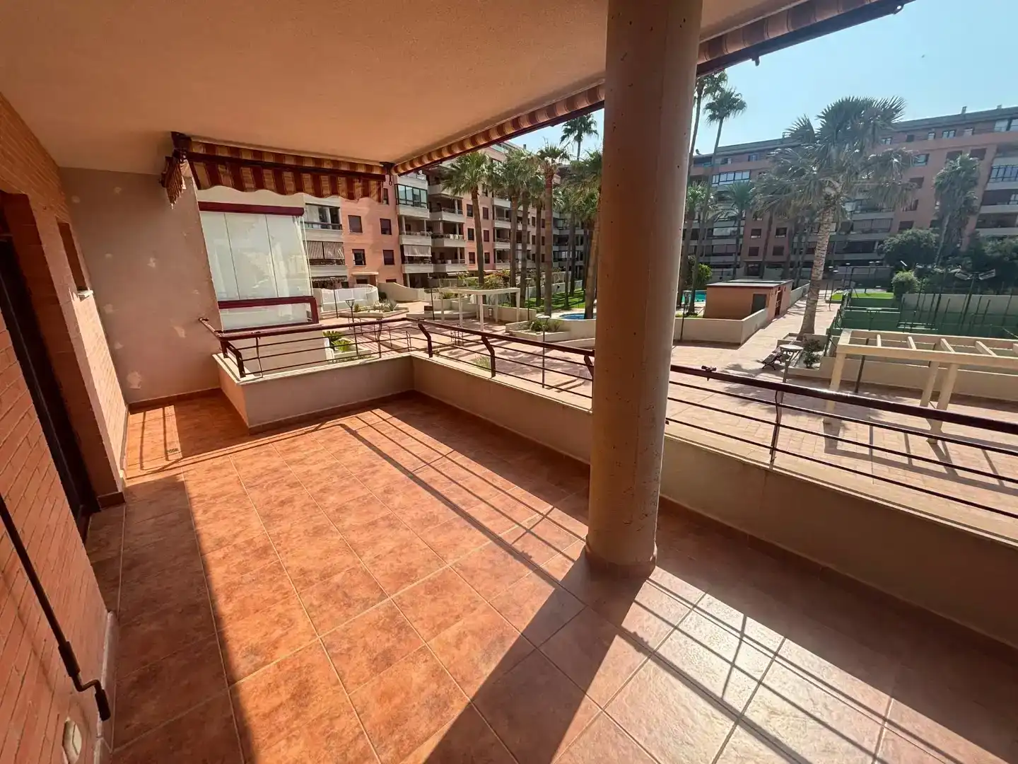 Piso de 141 m² en Almería
