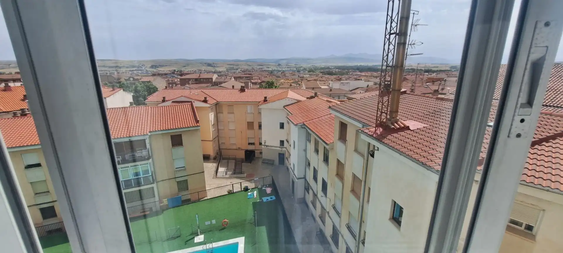 Pis de 100 m² a Àvila