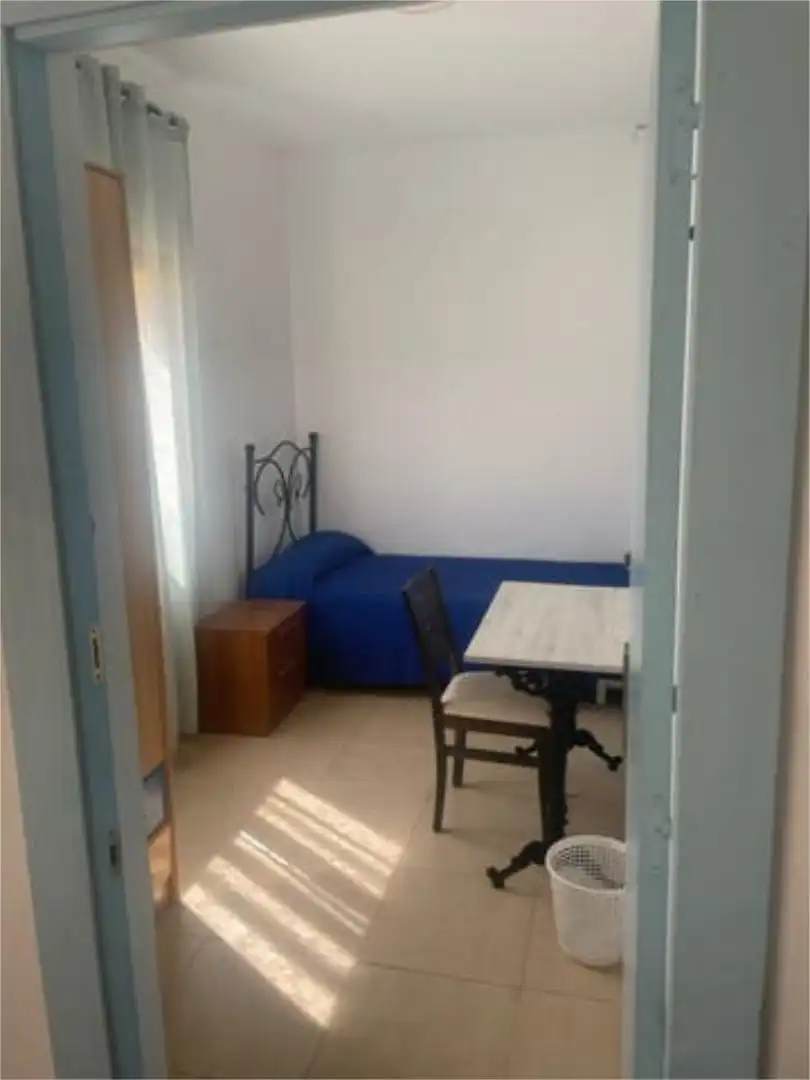 Habitación 90 m², Almería