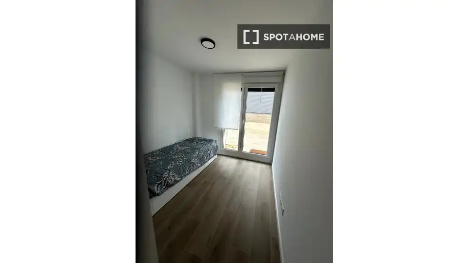 Habitación en alquiler, Pasajes