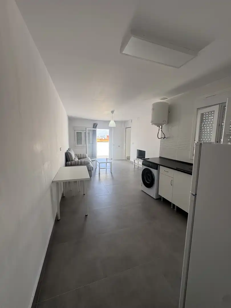 Flat 55 m² in La Línea de la Concepción