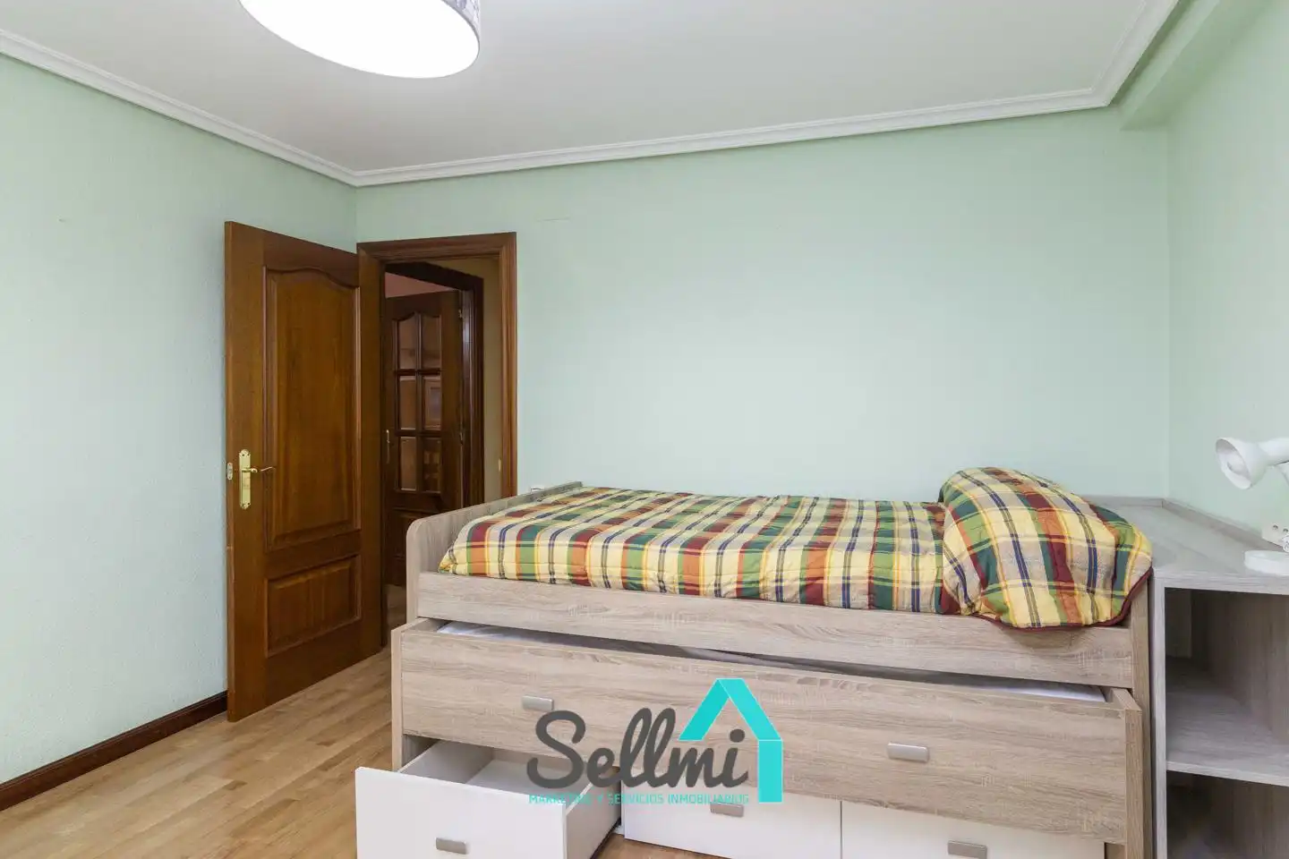 Piso de 65 m² en Oviedo