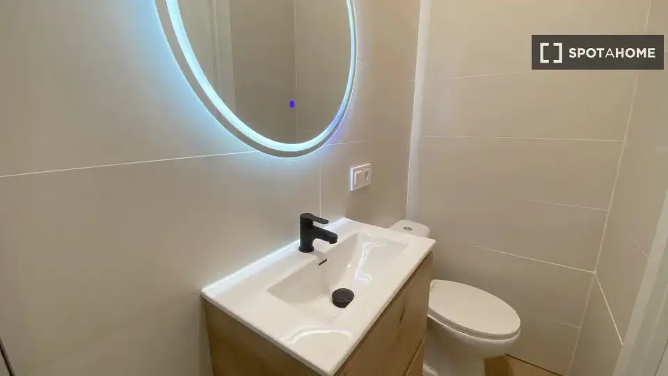 Habitación 230 m², Sevilla