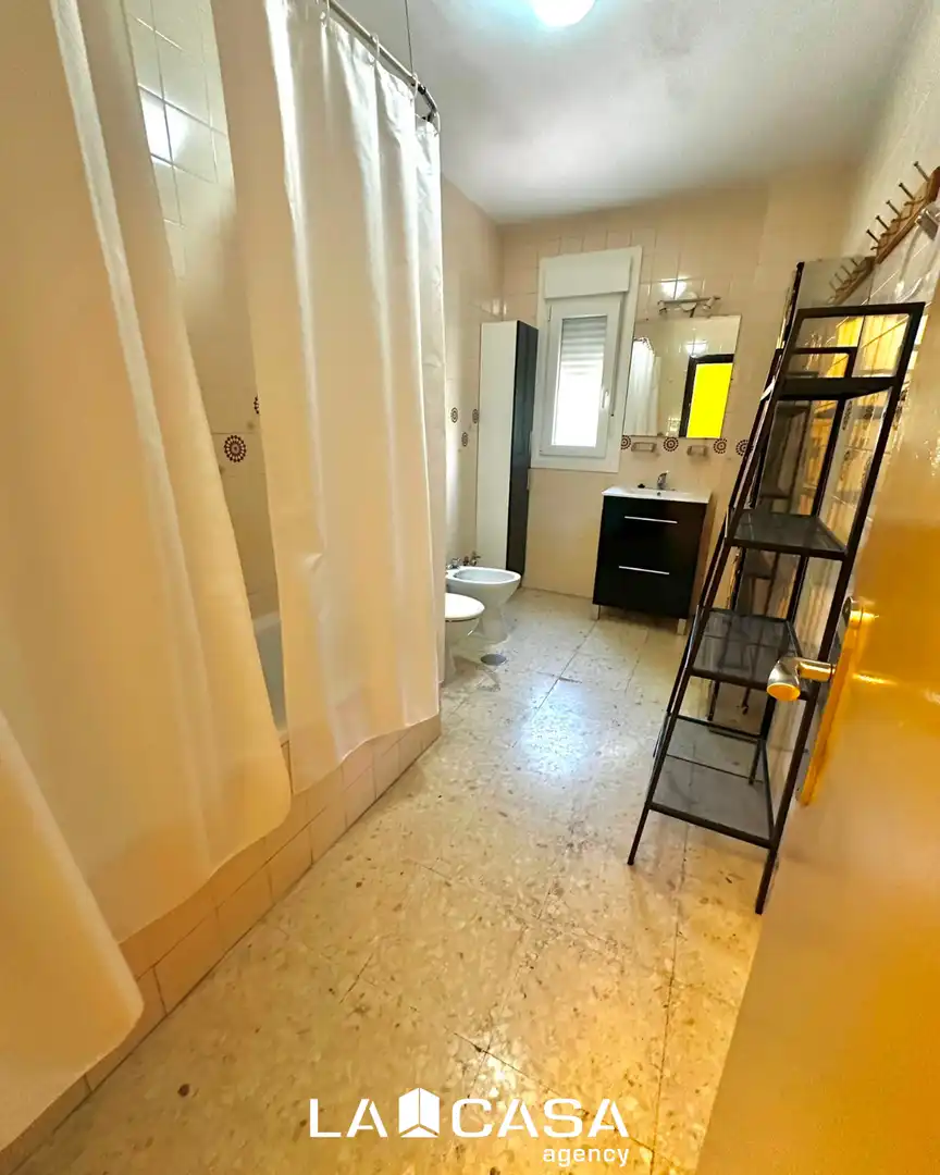 Piso de 95 m² en Sevilla