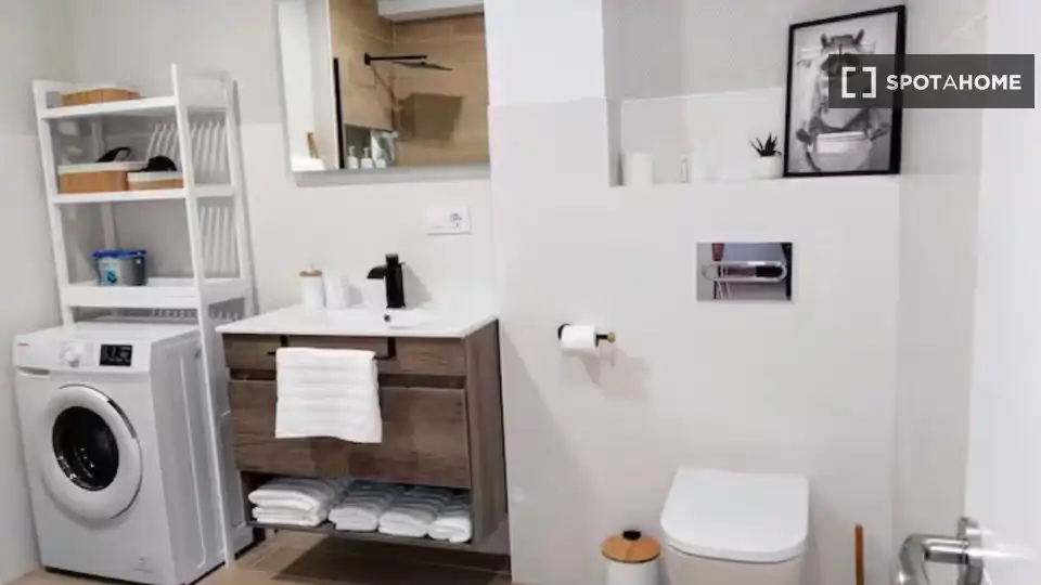 Habitación 92 m², Granada