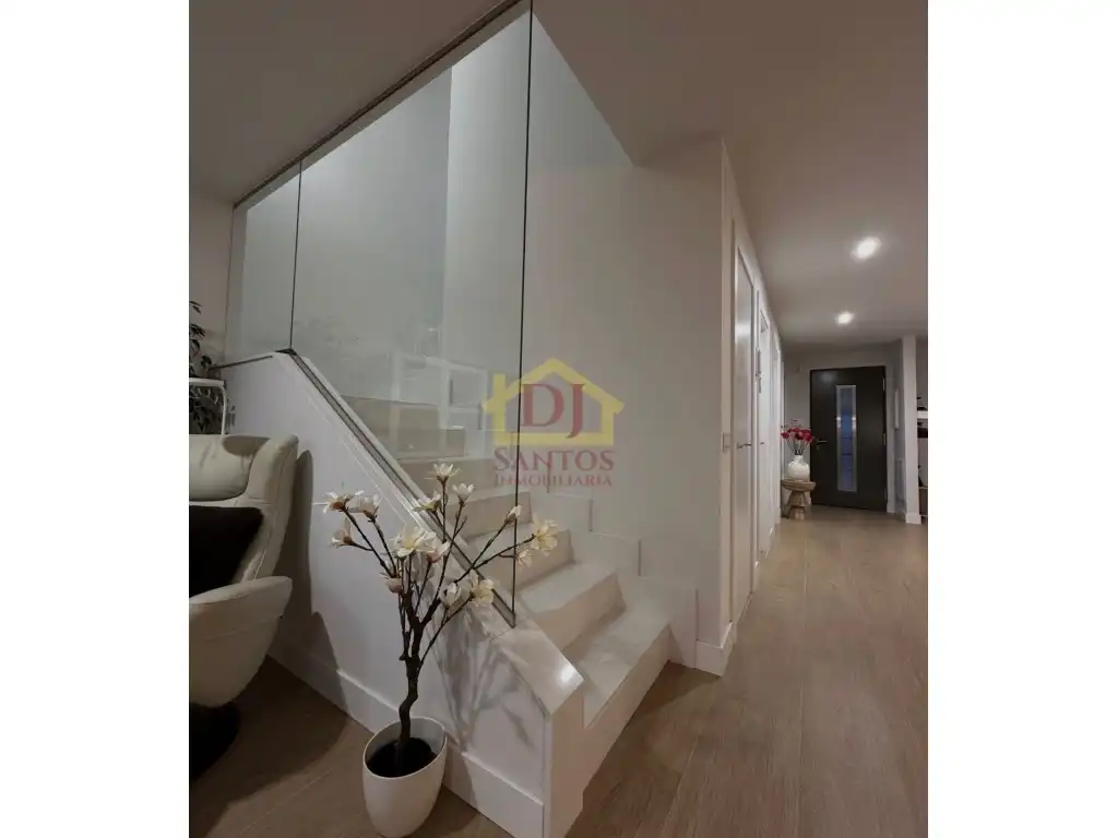 Piso de 300 m² en Aldeatejada